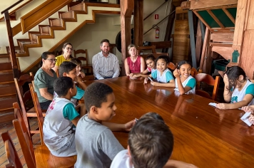 Foto - Visita de Alunos ao Prefeito 14/11/2025