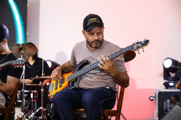 Foto - Apresentação - Cordas e Percussão