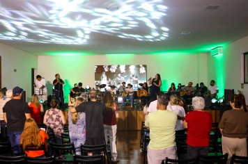 Foto - Apresentação - Cordas e Percussão