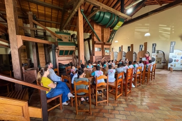 Foto - Visita de Alunos ao Prefeito 14/11/2025