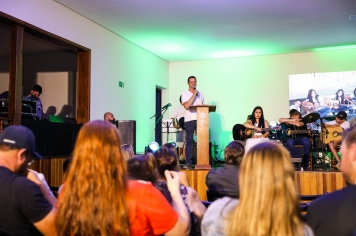 Foto - Apresentação - Cordas e Percussão