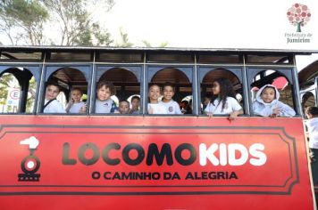 Foto - PASSEIO DE TREM COM ALUNOS DA ESCOLA MUNICIPAL