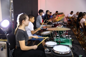 Foto - Apresentação - Cordas e Percussão