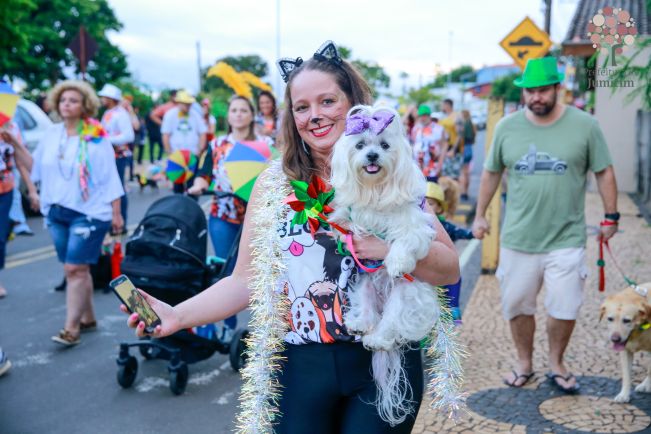 brincar: Ainda o Carnaval