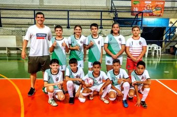 Escolinha de Futsal de Jumirim participa de amistosos em Tietê