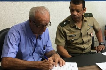 PREFEITO TOMA POSSE COMO PRESIDENTE DA JUNTA MILITAR