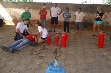 CURSO DE BRIGADA DE INCÊNDIO E EMERGÊNCIA NA PREFEITURA DE JUMIRIM