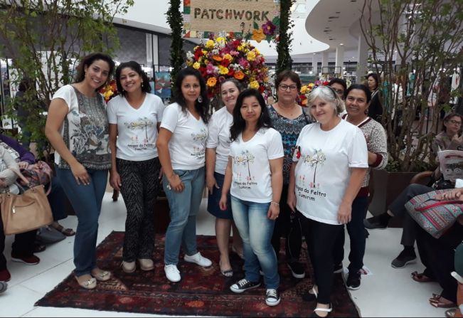 CRAS de Jumirim realiza excursão para Feira Patchwork de em Limeira