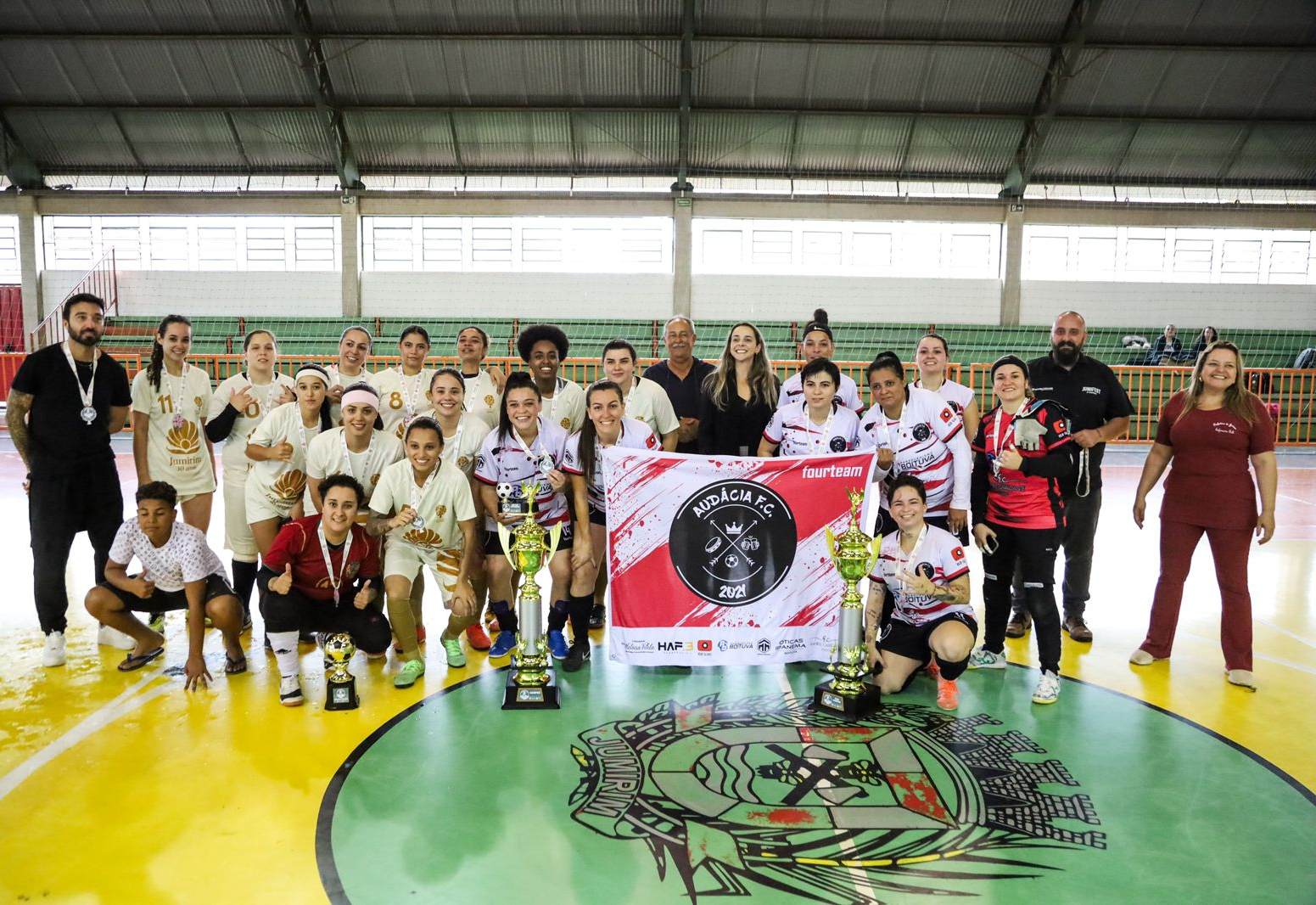 Jumirim conquista título do 2º Torneio de Futsal Feminino