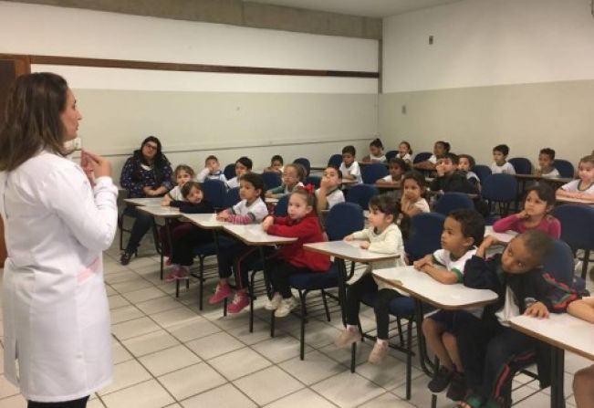 PROJETO EDUCATIVO DE SAÚDE BUCAL ANIMA ALUNOS DA EMEB-JUMIRIM