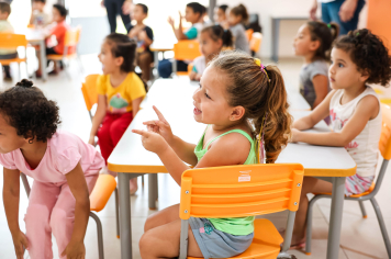 Foto - Entrega de Presentes 10/10/2025