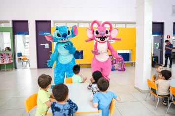 Foto - Entrega de Presentes 10/10/2025