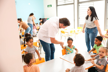 Foto - Entrega de Presentes 10/10/2025