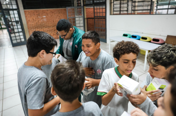 Foto - Entrega de Presentes 10/10/2025