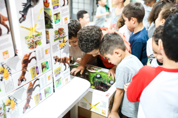 Foto - Entrega de Presentes 10/10/2025