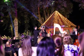 Foto - Apresentação Les Ensebles 23.12.24