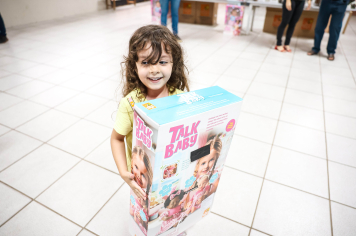 Foto - Entrega de Presentes 10/10/2025
