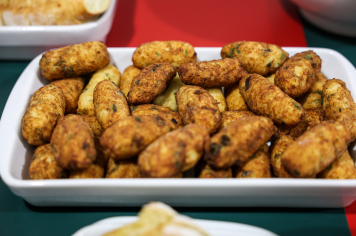 Foto - Cardápio Português 03/10/2025