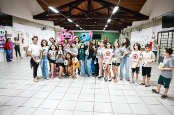 Foto - Entrega de Presentes 10/10/2025