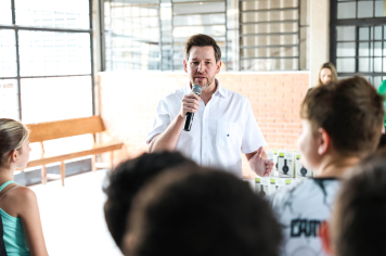 Foto - Entrega de Presentes 10/10/2025