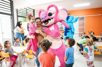Foto - Entrega de Presentes 10/10/2025