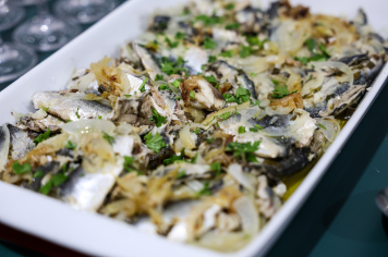 Foto - Cardápio Português 03/10/2025