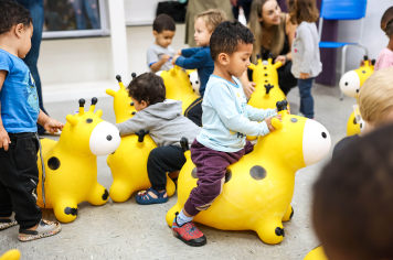Foto - Entrega de Presentes 10/10/2025