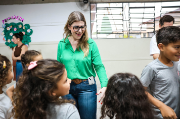 Foto - Entrega de Presentes 10/10/2025