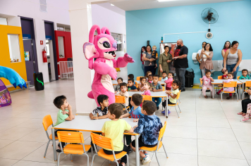 Foto - Entrega de Presentes 10/10/2025