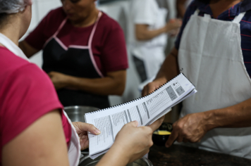 Foto - Cardápio Português 03/10/2025