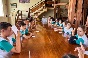 Foto - Visita de Alunos ao Prefeito 14/11/2025