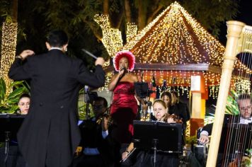 Foto - Apresentação Les Ensebles 23.12.24