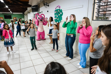 Foto - Entrega de Presentes 10/10/2025