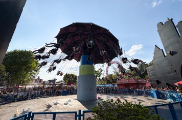 Foto - Hopi Hari 16/10/2025